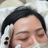 Mae美學 • 質感霧眉｜無創除色改眉｜美睫｜皮膚管理｜SPA精油按摩｜微電流舒壓｜技術教學